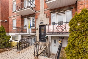 1835 Saint-Joseph Boul E in Montréal, QC - Building Photo