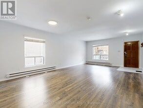 303 Gowan Ave in Toronto, ON - Building Photo - Building Photo