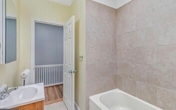 237 15th St SE in Washington, DC - Building Photo - Building Photo