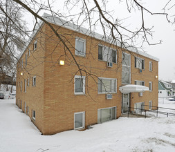 581 Hatch Ave in St. Paul, MN - Building Photo - Building Photo