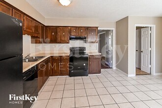 7075 Germantown Trail in Memphis, TN - Building Photo - Building Photo