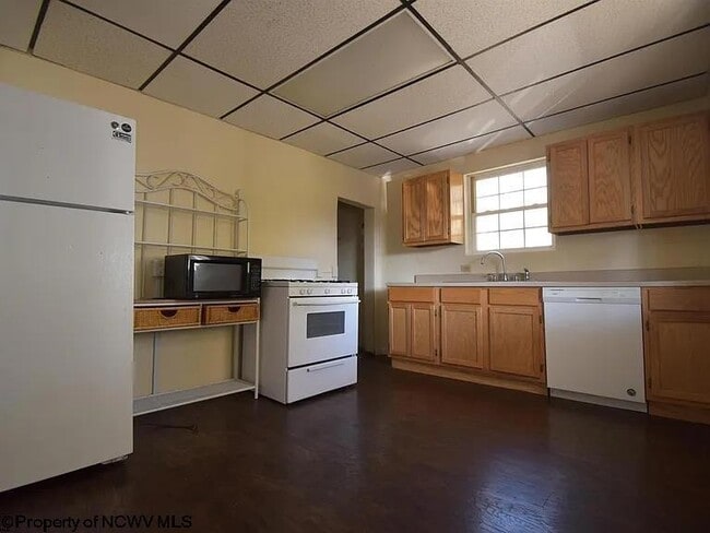 665 Price St in Morgantown, WV - Building Photo - Building Photo