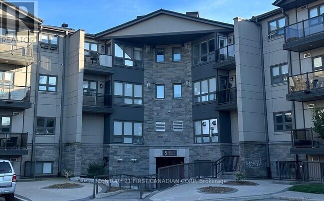 property at 5-325 Jacksway Crescent