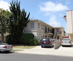 1729-1735 Federal Ave Apartments