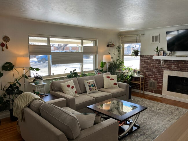 property at 5735 Everett St