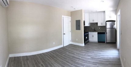 55 NE 59th St-Unit -L4 in Miami, FL - Building Photo - Building Photo