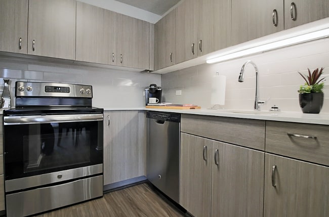 property at 1120 N Dearborn St