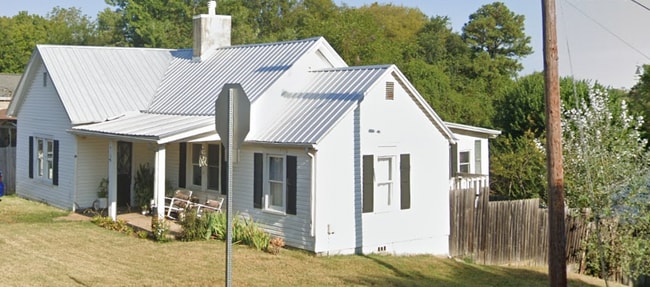 property at 419 High St