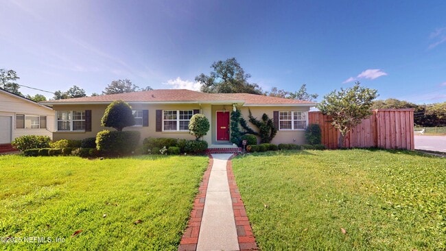 property at 1455 Riverbirch Ln