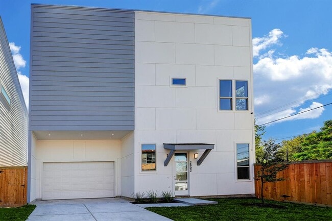 property at 2802 Campbell St