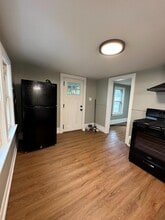 25 Brown St in Cheektowaga, NY - Building Photo - Building Photo