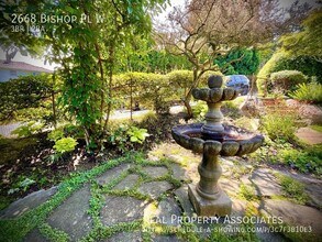 2668 Bishop Pl W in Seattle, WA - Building Photo - Building Photo