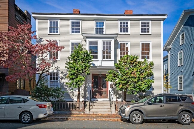 property at 14 Lynde St