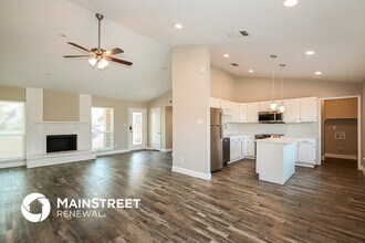 528 Olympus St in Cedar Hill, TX - Building Photo - Building Photo