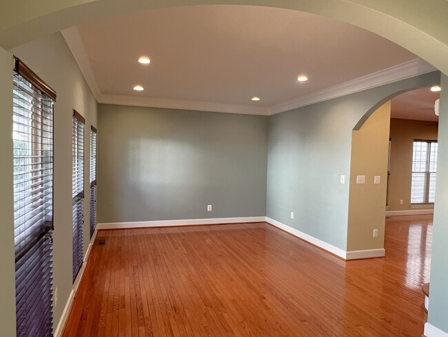 7726 Grandwind Dr in Lorton, VA - Building Photo - Building Photo