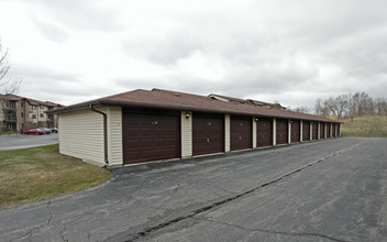 Shagbark Apartments in Kenosha, WI - Building Photo - Building Photo