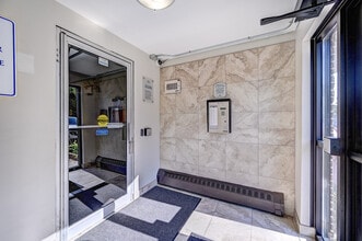 Dawson Rd Apartments in Guelph, ON - Building Photo - Building Photo