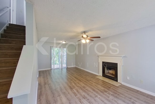 2914 Knollberry Ln in Decatur, GA - Foto de edificio - Building Photo