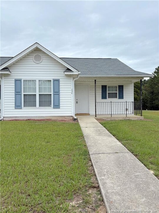 15 Morrisday Ln in Lillington, NC - Building Photo