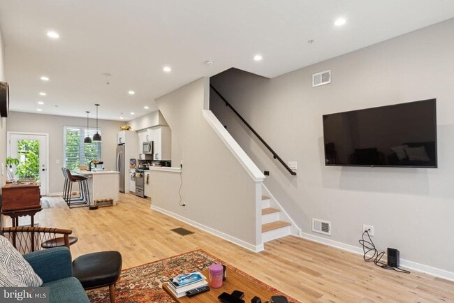 1510 N Hollywood St in Philadelphia, PA - Building Photo - Building Photo