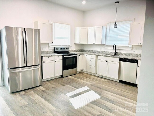 property at 243 S Crigler St