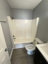 1334 Juniper Dr, Unit Unit #15 - 3/1b in Rantoul, IL - Building Photo - Building Photo