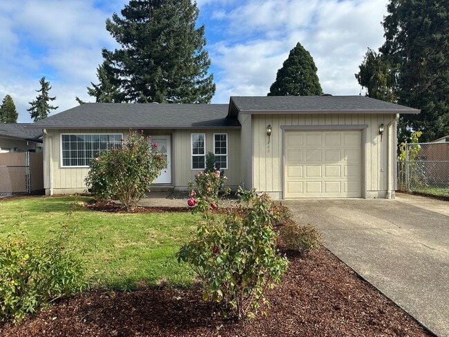 403 S 37th Pl in Springfield, OR - Building Photo - Building Photo