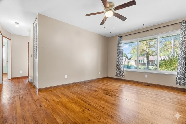 4709 Stillwell Ave in Lansing, MI - Building Photo - Building Photo