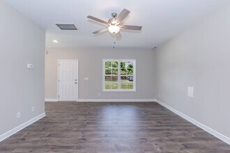 208 S Leslie St in Goldsboro, NC - Building Photo - Building Photo
