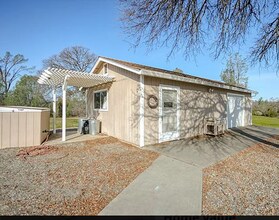 15150 CA-36 in Red Bluff, CA - Building Photo - Building Photo