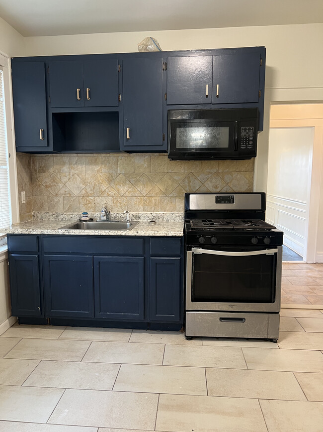 174 W End Ave, Unit 1