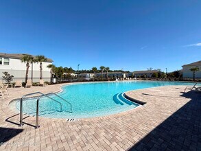 33 Summer Daze Dr in St. Augustine, FL - Foto de edificio - Building Photo