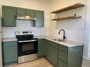 14 Church St, Unit 2 in Dover, NH - Building Photo - Building Photo