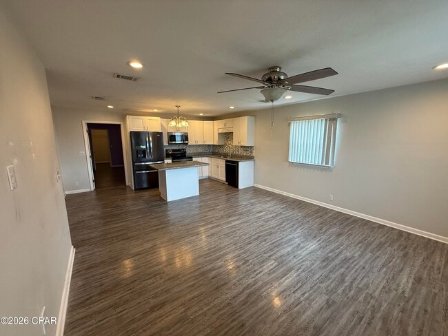 1501 Louisiana Ave in Lynn Haven, FL - Building Photo - Building Photo