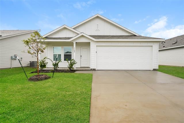 1109 Tufted Dr in Crowley, TX - Building Photo