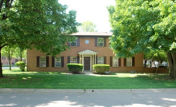 133-137 Georgetown Dr in Columbus, OH - Foto de edificio - Building Photo