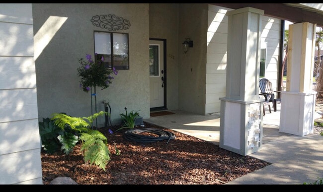 property at 1202 N McKinley Ct
