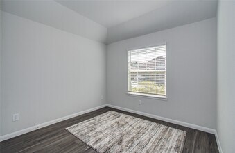 16823 Bristle Cone Wy in Conroe, TX - Building Photo - Building Photo