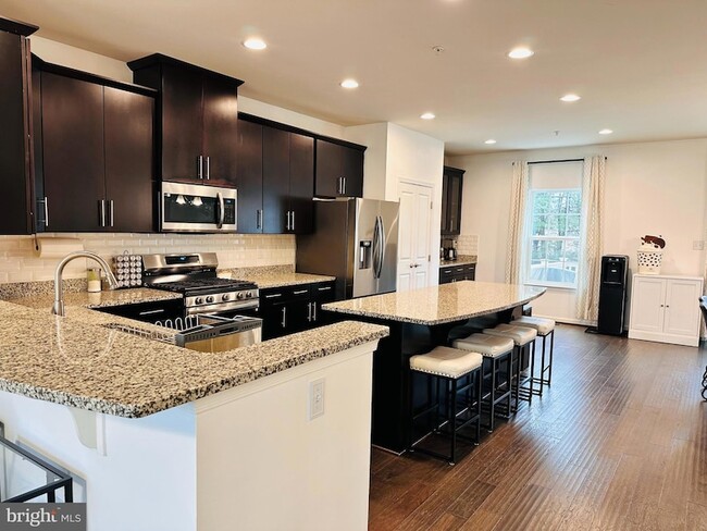 12220 Montreat Pl in Waldorf, MD - Building Photo - Building Photo