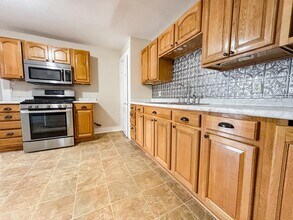 38 Orange St in Manchester, NH - Building Photo - Building Photo
