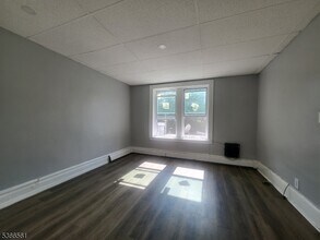 1 Cedar Ave in Montclair, NJ - Building Photo - Building Photo