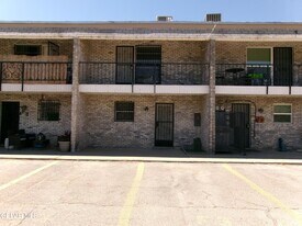 6700 Escondido Dr, Unit F4 in El Paso, TX - Building Photo