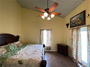 9 Parker Rd in Santa Rosa, TX - Building Photo - Building Photo