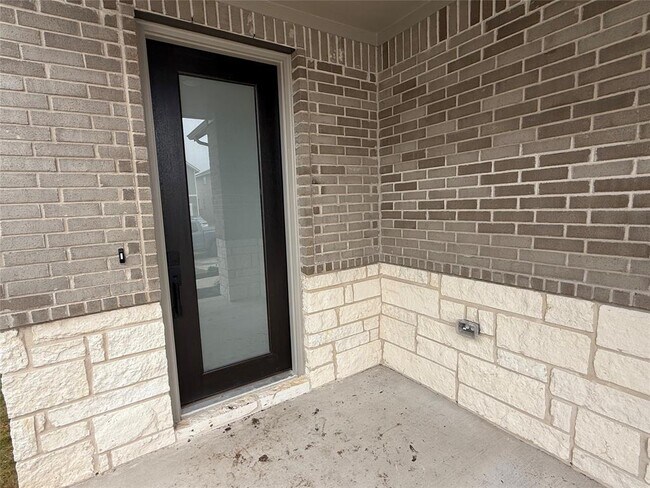 179 Kings Cyn Dr in Dripping Springs, TX - Building Photo - Building Photo