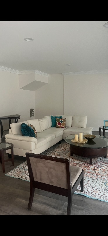 property at 5976 Maxfield Ct