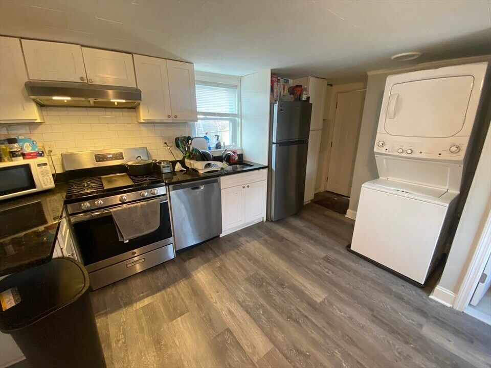 26 Franklin St in Malden, MA - Building Photo