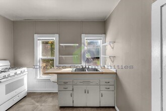 934 Hovey St SW in Grand Rapids, MI - Building Photo - Building Photo