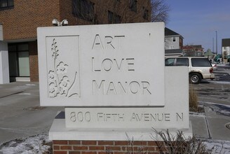 Art Love Manor in Minneapolis, MN - Building Photo - Building Photo