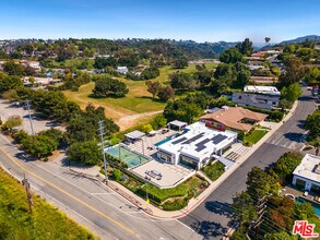 3144 Corda Dr in Los Angeles, CA - Building Photo - Building Photo