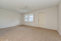 2403 Lowson Blvd, Unit fairway condo in Delray Beach, FL - Building Photo - Building Photo